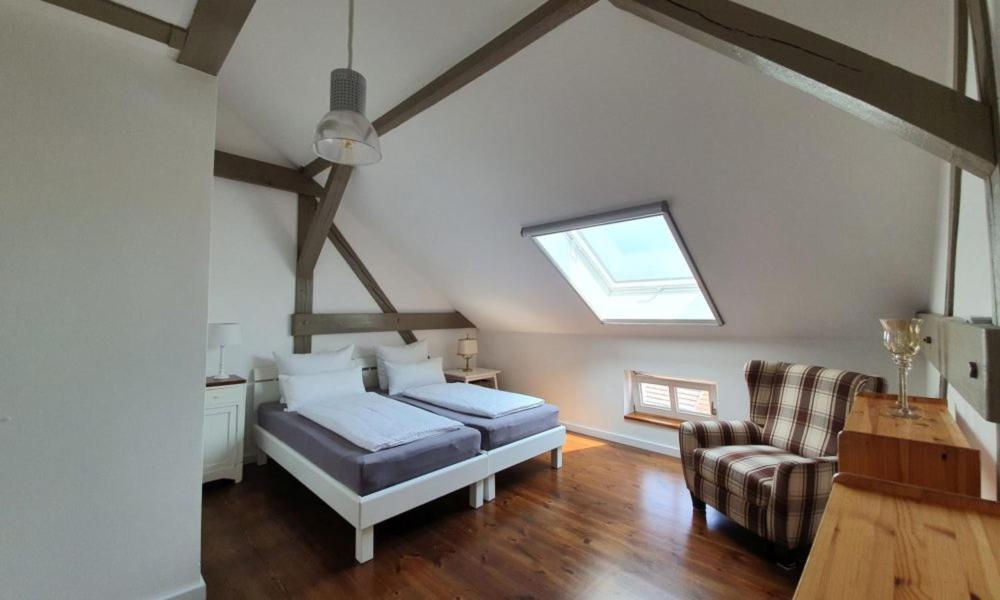 Loggiahaus Am Schloss, 5 Ferienwohnungen, Teils Mit Schloss- Und Seeblick Rheinsberg Exterior foto